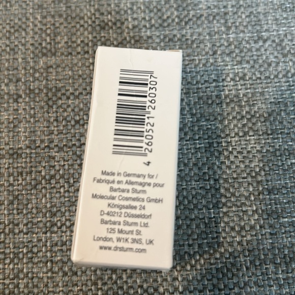 Dr. Barbara Sturm Super Anti-Aging Hyaluronic Serum - NIB 
3ml/0.1 fl oz - Picture 8 of 10